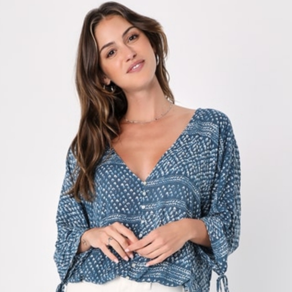 Lulus Carrissa Blue Print Long Sleeve Button Front Top